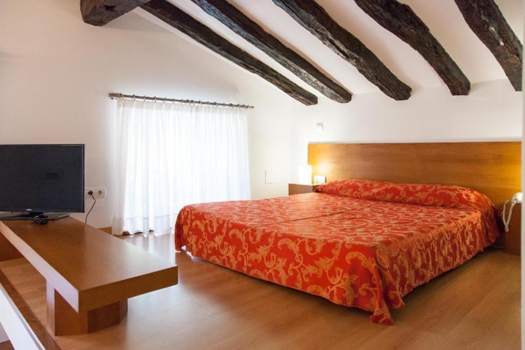 Gastro Hotel La Giraldilla Liérganes Szoba fotó