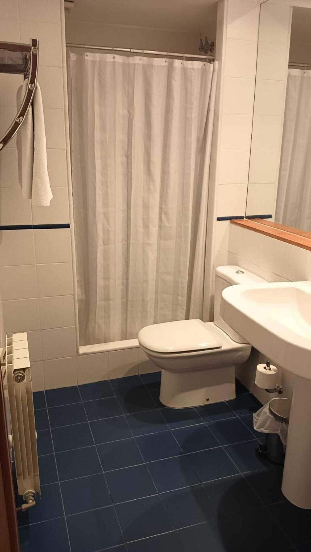 Gastro Hotel La Giraldilla Liérganes Szoba fotó
