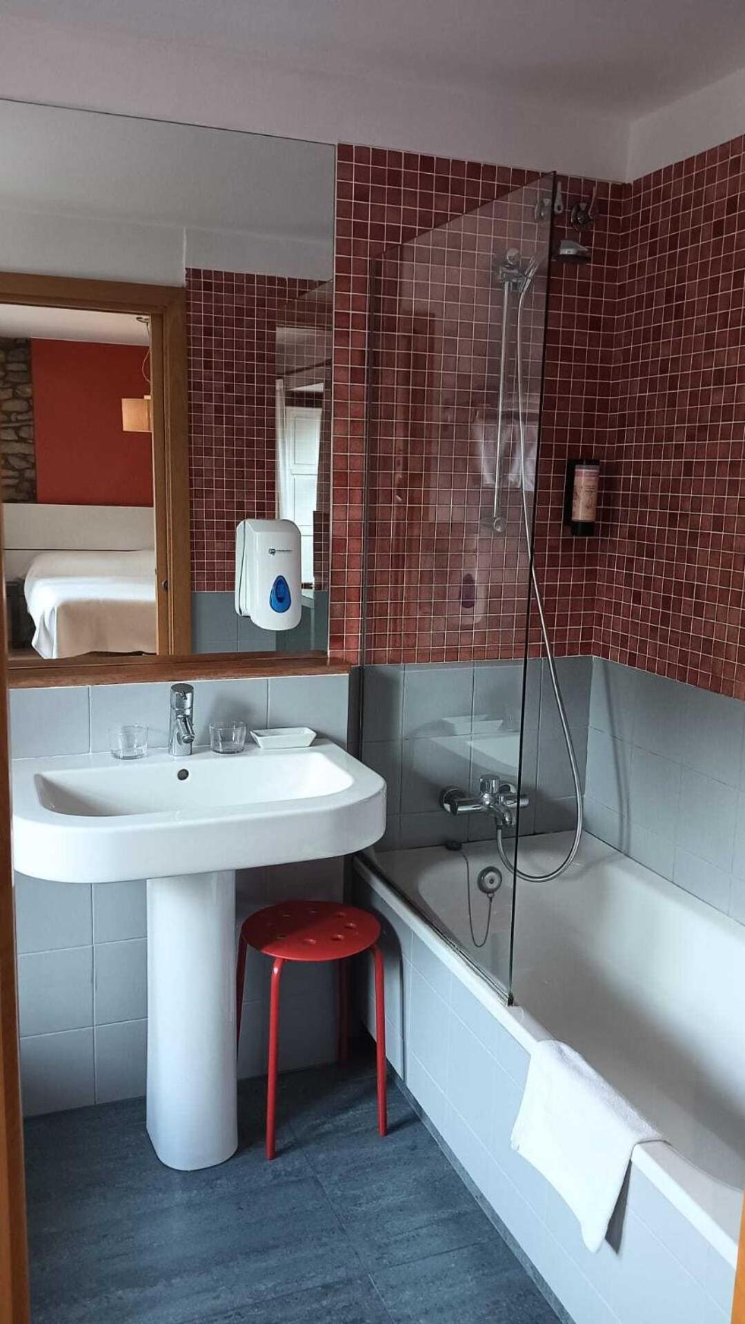 Gastro Hotel La Giraldilla Liérganes Szoba fotó